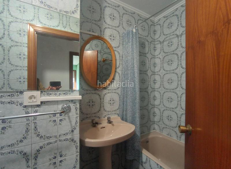 Foto f538d37d-1446-4a70-b99b-1592c05c1678. Rent flat with heating parking in Azeta - Abatxolo Portugalete