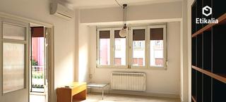 Miete Etagenwohnung  Bilbao - blas de otero kalea. Piso en deusto, semiamueblado. se distribuye en 3 dormitorios, 1