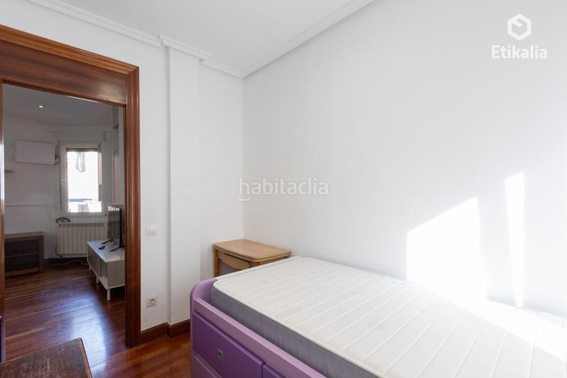 Foto 51ae6cb3-3c74-44fd-be99-f129e48b413a. Pis a Bilbao - bruno mauricio zabala 30 a Miribilla Bilbao