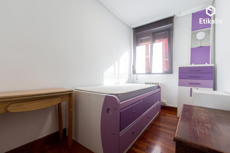 Foto 6b1622e7-a608-47c2-9b8c-97c28a553694. Pis a Bilbao - bruno mauricio zabala 30 a Miribilla Bilbao