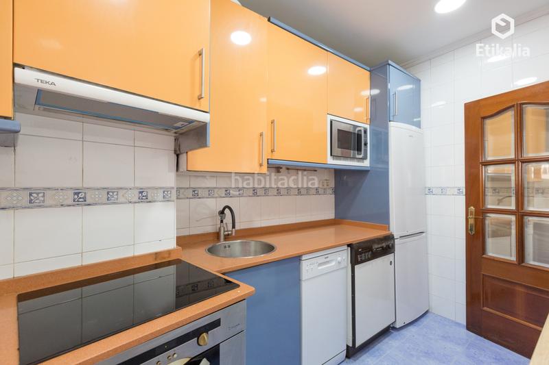 Foto a87ade5b-9df6-41ae-8043-859d4a46ec9a. Pis a Bilbao - bruno mauricio zabala 30 a Miribilla Bilbao