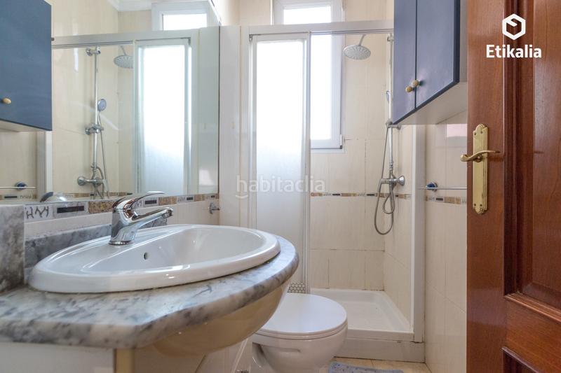 Foto e6735128-3d15-4b91-9e8a-f644a584a790. Pis a Bilbao - bruno mauricio zabala 30 a Miribilla Bilbao