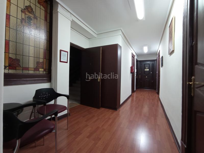 Foto d4c05756-7a32-4f28-8f52-a399c30f3689. Location bureau dans Casco Viejo Bilbao