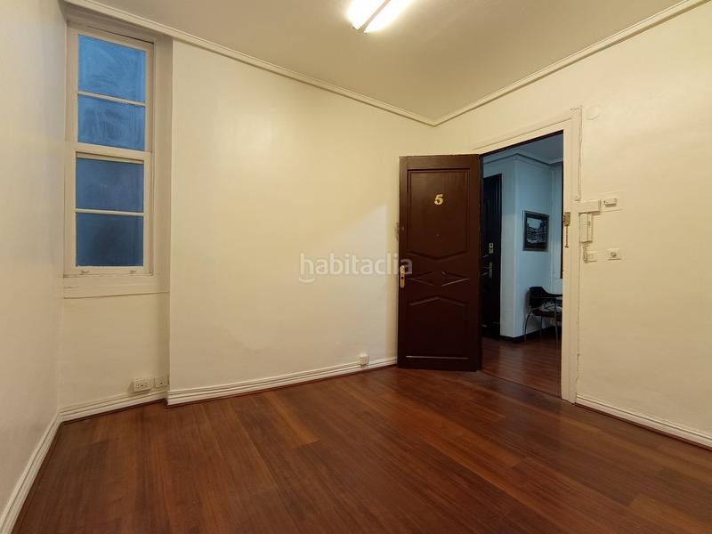 Foto d0ee31fb-c022-4641-a48c-de7d41cb9826. Miete büro in Casco Viejo Bilbao
