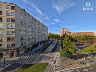Location Appartement  Vitoria-gasteiz - castro urdiales. Piso de tres habitaciones y dos baños