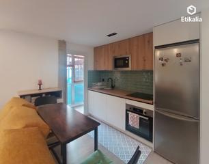 Miete Etagenwohnung  Grupo sagarminaga. Se alquila piso en santutxu, de 2 habitaciones, reformado