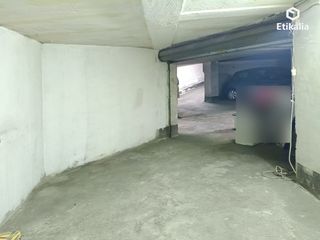 Aparcament cotxe a Bilbao - OLANO 10