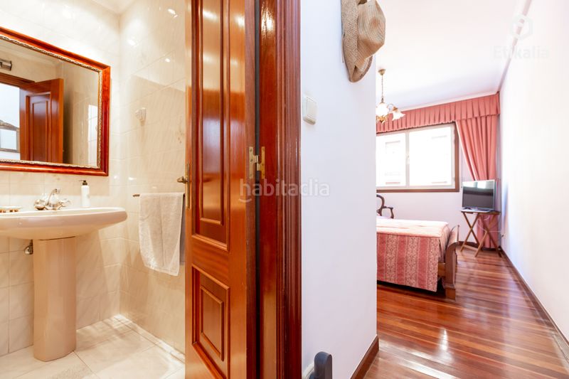 Foto d7872406-f788-4dbd-85d2-f6687955f812. Pis amb calefacció aparcament a Durango