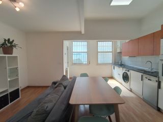 Rent Flat  Bilbao - barrio la cruz. Se alquila piso de 2 habitaciones zona begoñacasco viejo