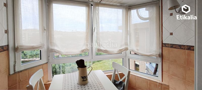 Foto 0db94107-1fdf-48d1-b916-7ddbe00fea53. Lloguer pis amb calefacció aparcament a Polígono Rojo-Aldapa Getxo