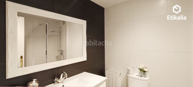 Foto 5137a063-b1d7-4016-963c-a399f02f5301. Lloguer pis amb calefacció aparcament a Polígono Rojo-Aldapa Getxo