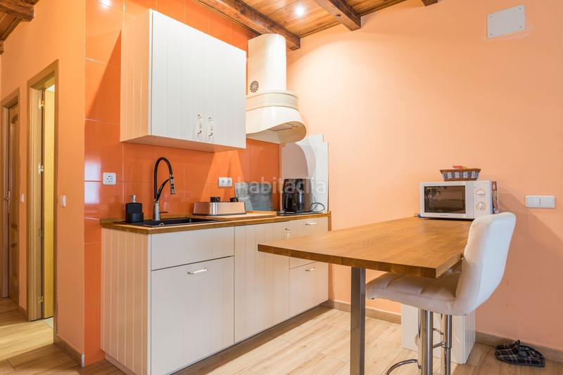 Foto 0ae7f22f-36b1-441c-bae3-2ff86bcce1a2. Casa bifamiliare con riscaldamento parcheggio piscina in Vegas de Matute