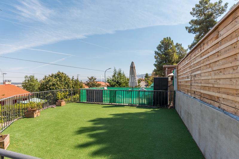 Foto 7aa00817-8bc1-4bd5-b2d9-c80b57919e54. Casa bifamiliare con riscaldamento parcheggio piscina in Vegas de Matute