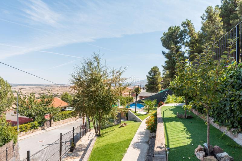 Foto f54c9186-19a8-417e-a3d3-ce0a3649d6db. Casa bifamiliare con riscaldamento parcheggio piscina in Vegas de Matute