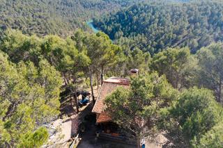 Masia  Plaza nacional. Finca rustica con casa rural en cuenca, arandilla del arroyo
