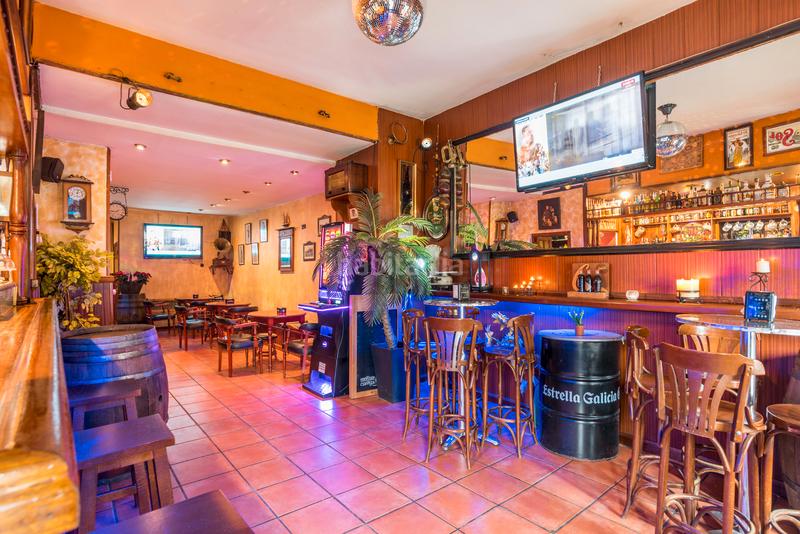 Foto ca6748b1-159c-460e-8ac6-7c0e93afe6db. Local comercial amb calefacció a Chinchón