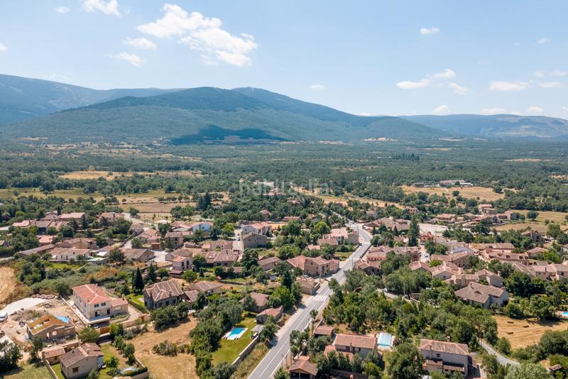 Foto 001c36a0-a236-49f0-ac85-e855fc67a5a3. Casa amb xemeneia calefacció a Sotosalbos