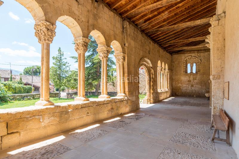 Foto 46520bc3-1b58-4f47-939a-fd06bd9c7160. Casa amb xemeneia calefacció a Sotosalbos