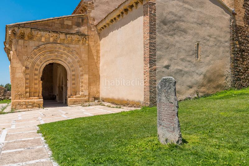 Foto 4dca548f-a146-4237-83be-ee41eaf4fc57. Casa amb xemeneia calefacció a Sotosalbos