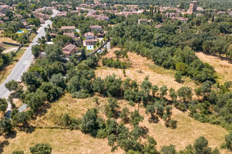 Foto bf142b6c-bb70-44f2-ba43-38ce6c4ae62b. Casa amb xemeneia calefacció a Sotosalbos