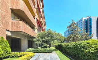 Miete Etagenwohnung  Calle de alfredo marqueríe. Piso en madrid, fuencarral-el pardo