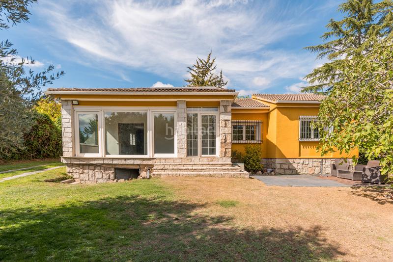 Foto c9400fb5-25b2-4ffb-85f7-35ffe20e0364. Casa chalet independiente en el molar, madrid en Molar (El)