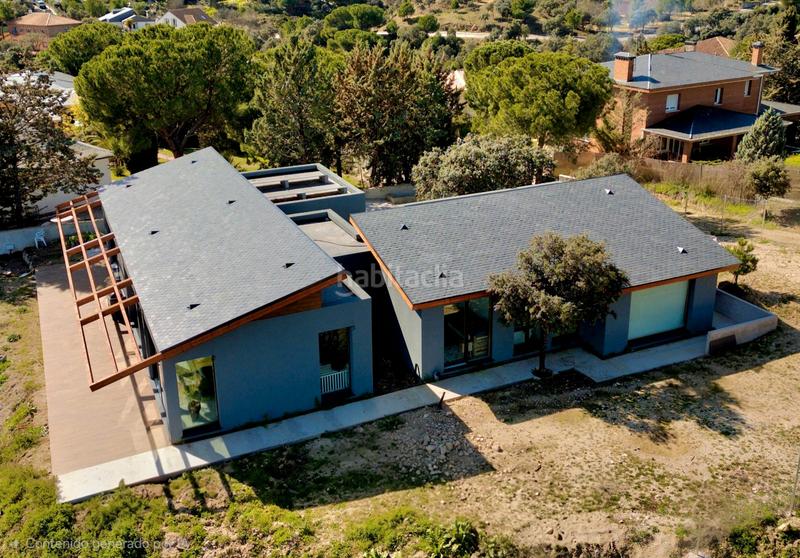 Foto a122ed00-c18c-4433-83e5-6d4b569fb383. Chalet with heating in Pino Alto-Navarredonda Valdemorillo