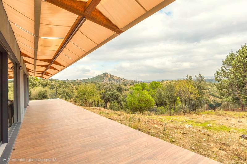 Foto ade5c3d7-2558-4657-8549-e6300ebc8476. Chalet with heating in Pino Alto-Navarredonda Valdemorillo