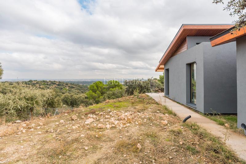 Foto c74defce-e4b0-4aea-82df-735436a24f16. Chalet with heating in Pino Alto-Navarredonda Valdemorillo