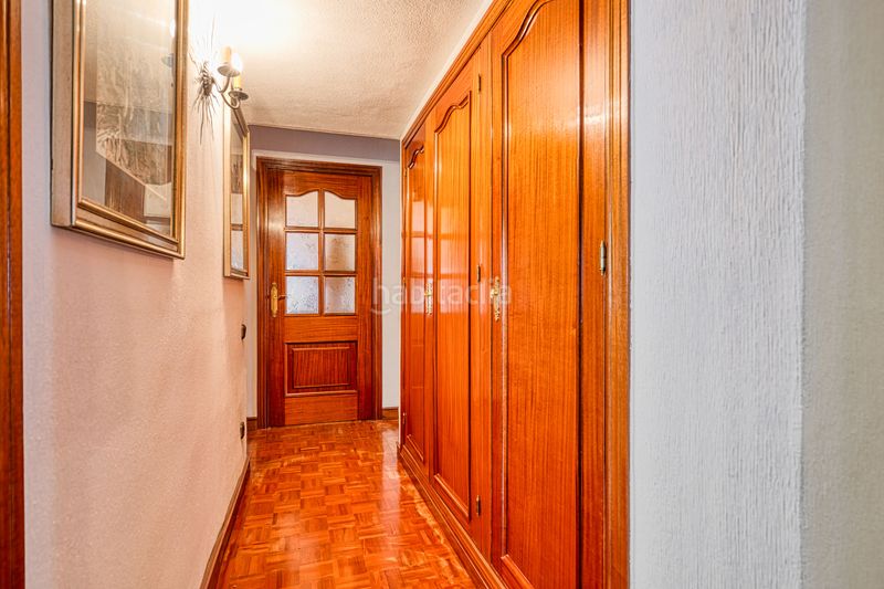 Foto 162d308f-023d-48a2-8aeb-c3dbd934b895. Pis amb calefacció aparcament a Guindalera Madrid