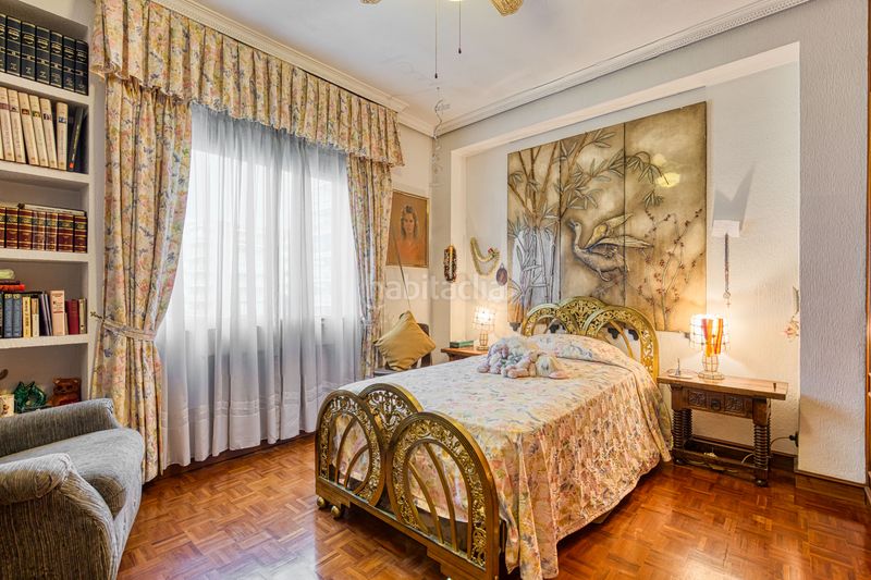 Foto 244ae100-c0e8-4971-8fc4-e56927780a3a. Pis amb calefacció aparcament a Guindalera Madrid