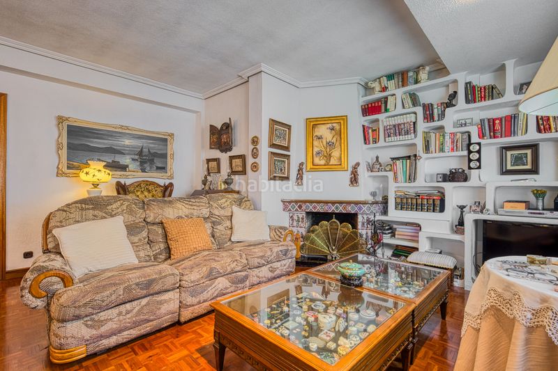 Foto 8872f3ec-262c-49f1-8dc5-adebbef3fb25. Pis amb calefacció aparcament a Guindalera Madrid