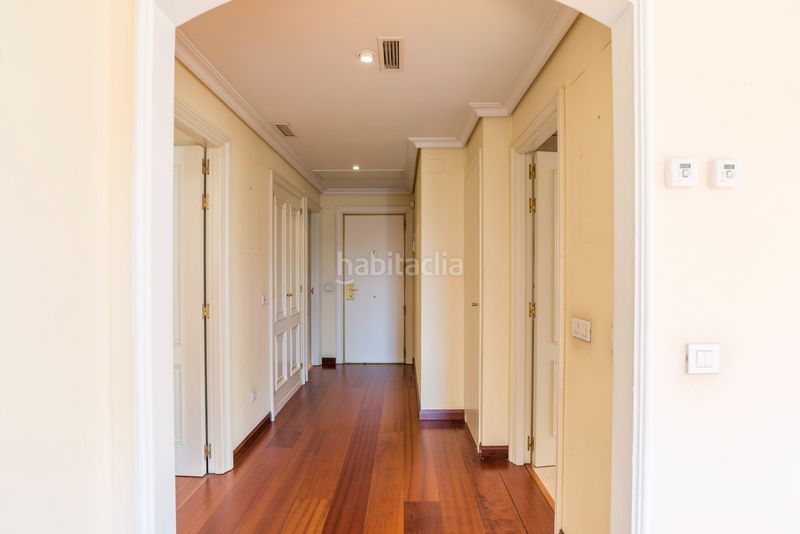 Foto a2331f94-3d29-48b1-add5-fdc7834f08f4. Pis amb calefacció aparcament piscina a Acacias Madrid