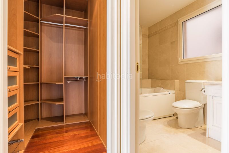 Foto b3d76b20-e773-4d37-8dff-599827b4981c. Pis amb calefacció aparcament piscina a Acacias Madrid