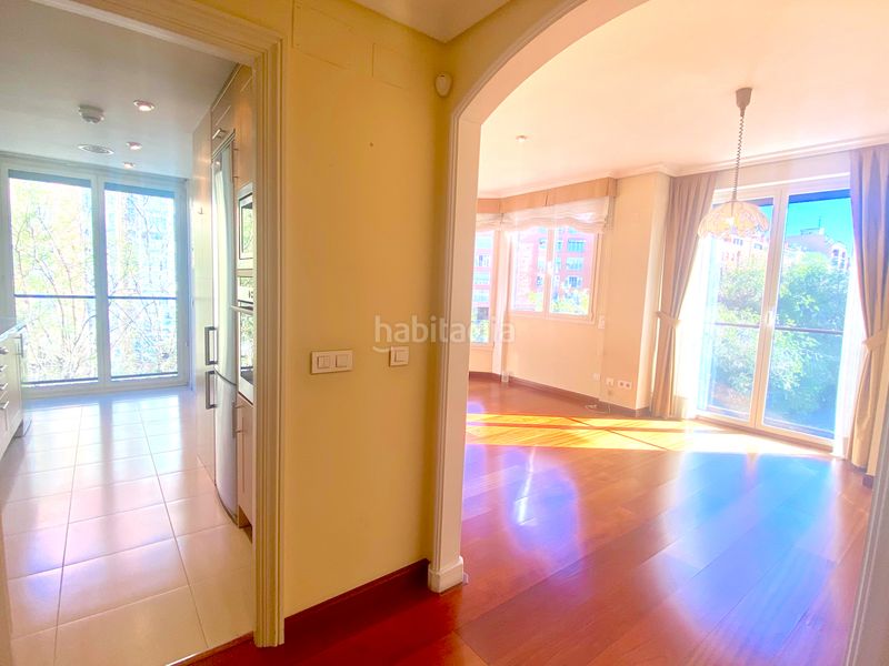 Foto f3986ef2-ecde-4d30-a83d-beafa6dbe3b6. Pis amb calefacció aparcament piscina a Acacias Madrid