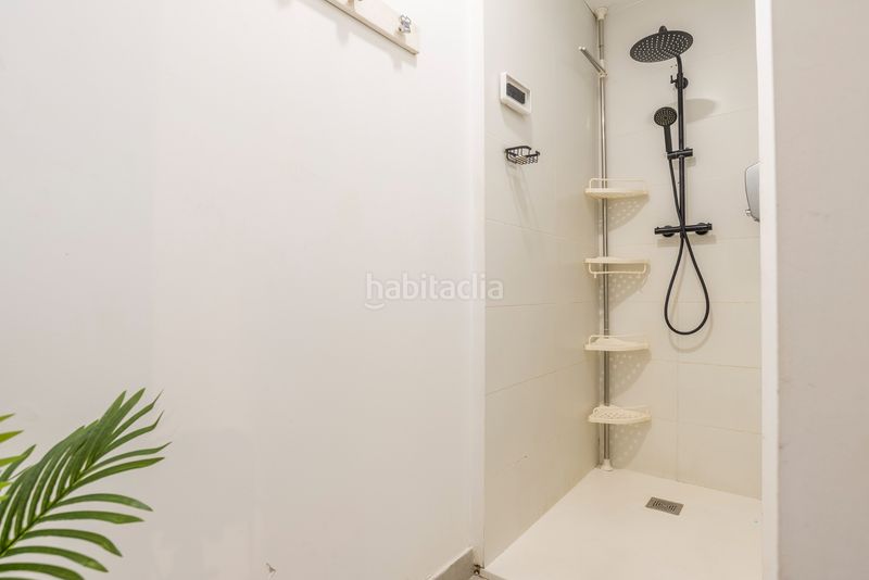 Foto 5b973249-fe34-47a0-8740-6456da873d8c. Nau industrial a San Isidro Madrid