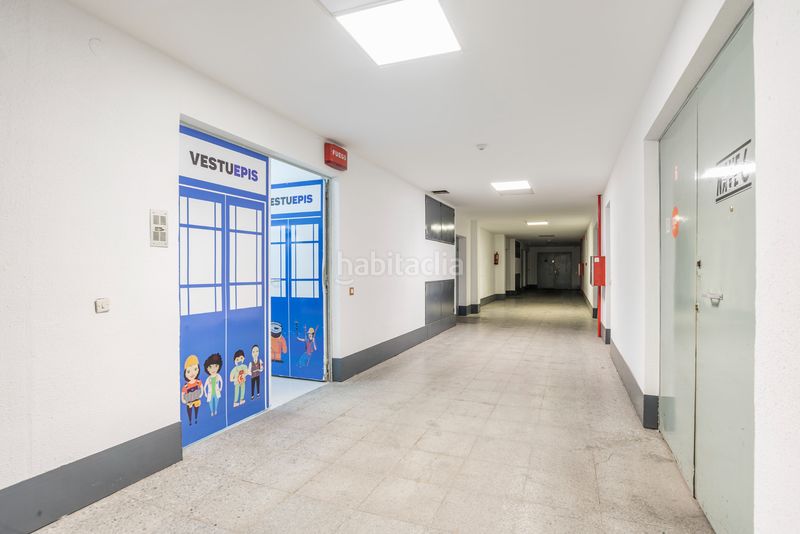 Foto aa8dddba-128d-49d4-891d-726cb1173a2b. Nau industrial a San Isidro Madrid
