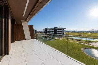 Rent Flat  Avenida de luis garcía cereceda. Piso en pozuelo de alarcón