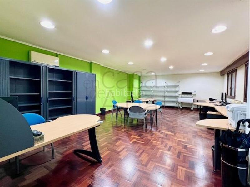 Foto 46d4c06d-99c2-422d-a5f9-301a3b1cdf8f. Miete büro in Plaza Circular Bilbao