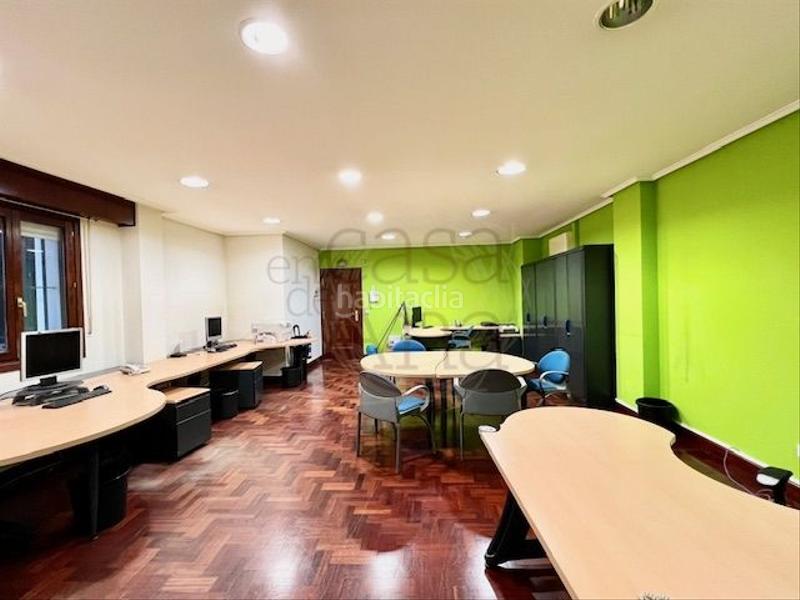 Foto b4f8c4dc-2603-4608-a6c5-f690d6809363. Miete büro in Plaza Circular Bilbao