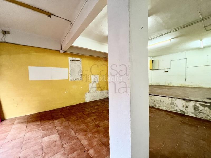 Foto 283dbc8d-3d16-4a7b-b352-129c74e5c0c3. Local comercial a Iralabarri Bilbao