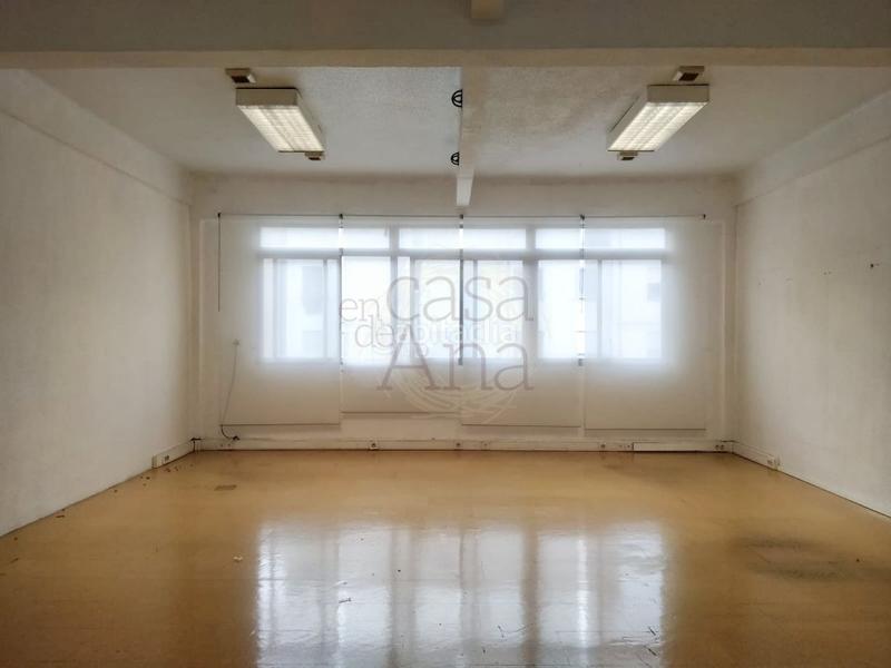 Foto 4e799cb7-ed87-44d6-a421-f4a737f8f3cf. Lloguer oficina a Sabino Arana-Jesuitas Bilbao