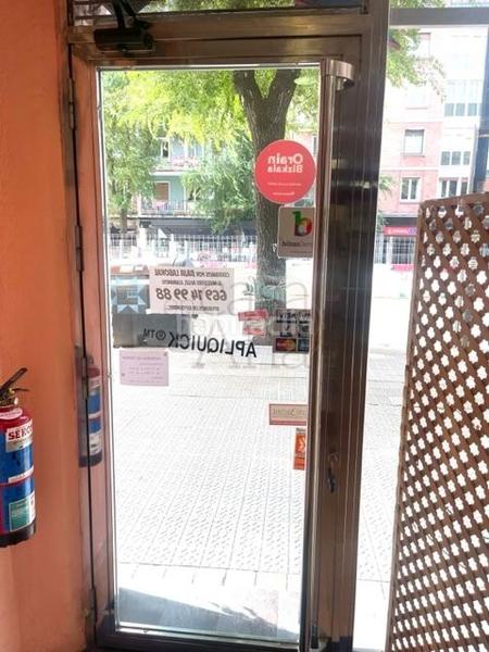 Foto e9306538-5800-4c19-94cc-14fb942fa3a6. Local commercial dans San Pedro de Deusto - La Ribera Bilbao