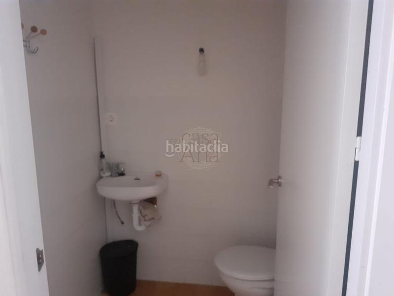 Foto ecc08b4e-0658-4998-86d5-7d71fba36a80. Alquiler local comercial alquiler local en rekalde. en Bilbao