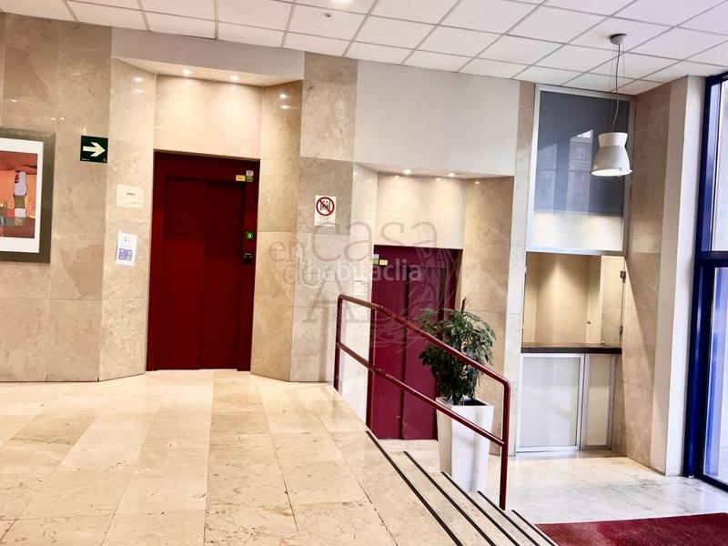 Foto 04b1a2e2-cd1f-4062-a3d8-ec19279da521. Location bureau avec parking dans San Ignacio-Elorrieta Bilbao