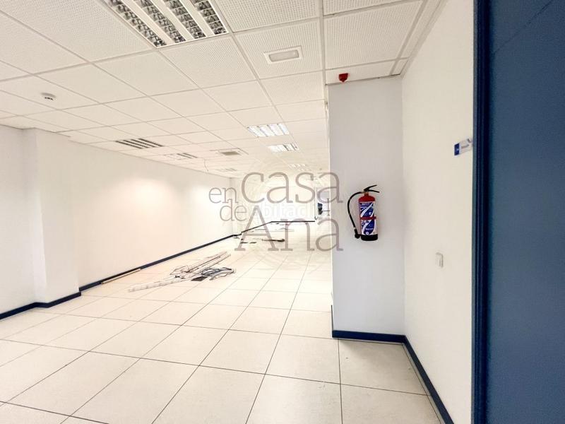 Foto d558c03d-da22-46b0-9da9-1a2df5cfeaab. Lloguer oficina amb aparcament a San Ignacio-Elorrieta Bilbao