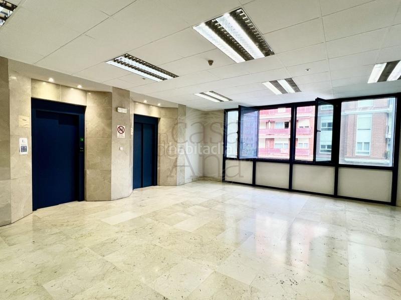 Foto 2e5fc15f-5837-412c-85fa-f7a40cd185d6. Miete büro mit parking in San Ignacio-Elorrieta Bilbao