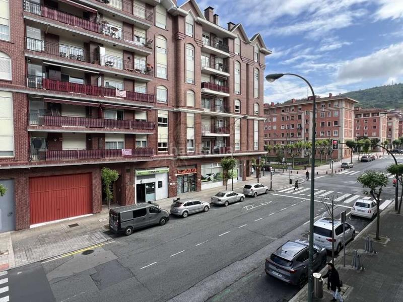 Foto 76d0cad6-b40f-4134-88e0-35457a46b188. Miete büro mit parking in San Ignacio-Elorrieta Bilbao
