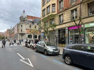 Lloguer Local Comercial  Alda. urquijo. Local en alquiler en alda. urquijo junto alhondiga y plaza bizka