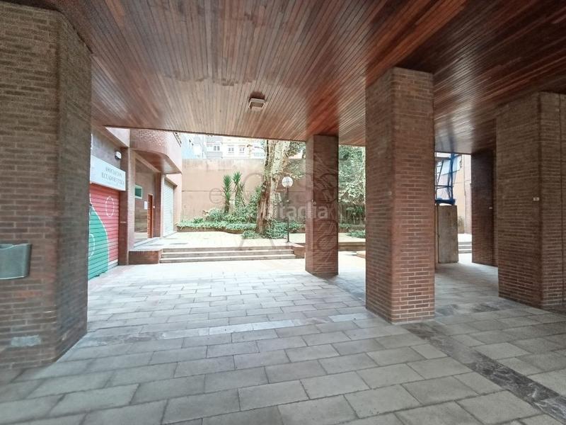 Foto 56b1741b-c9d6-4308-b54e-69f22ad208d0. Alquiler local comercial local en alquiler en botika vieja 100 m2 en Bilbao